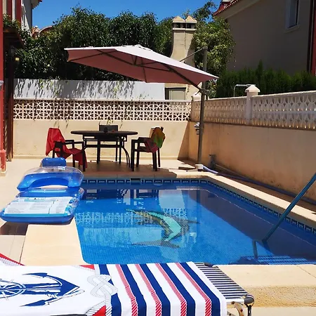 Vila Pinery With A Private Swimming Pool Orihuela