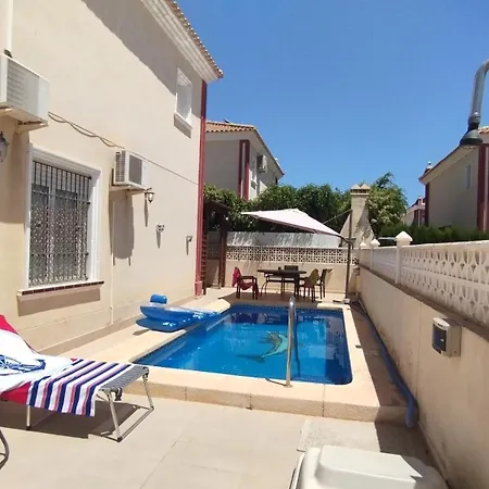 Pinery With A Private Swimming Pool *